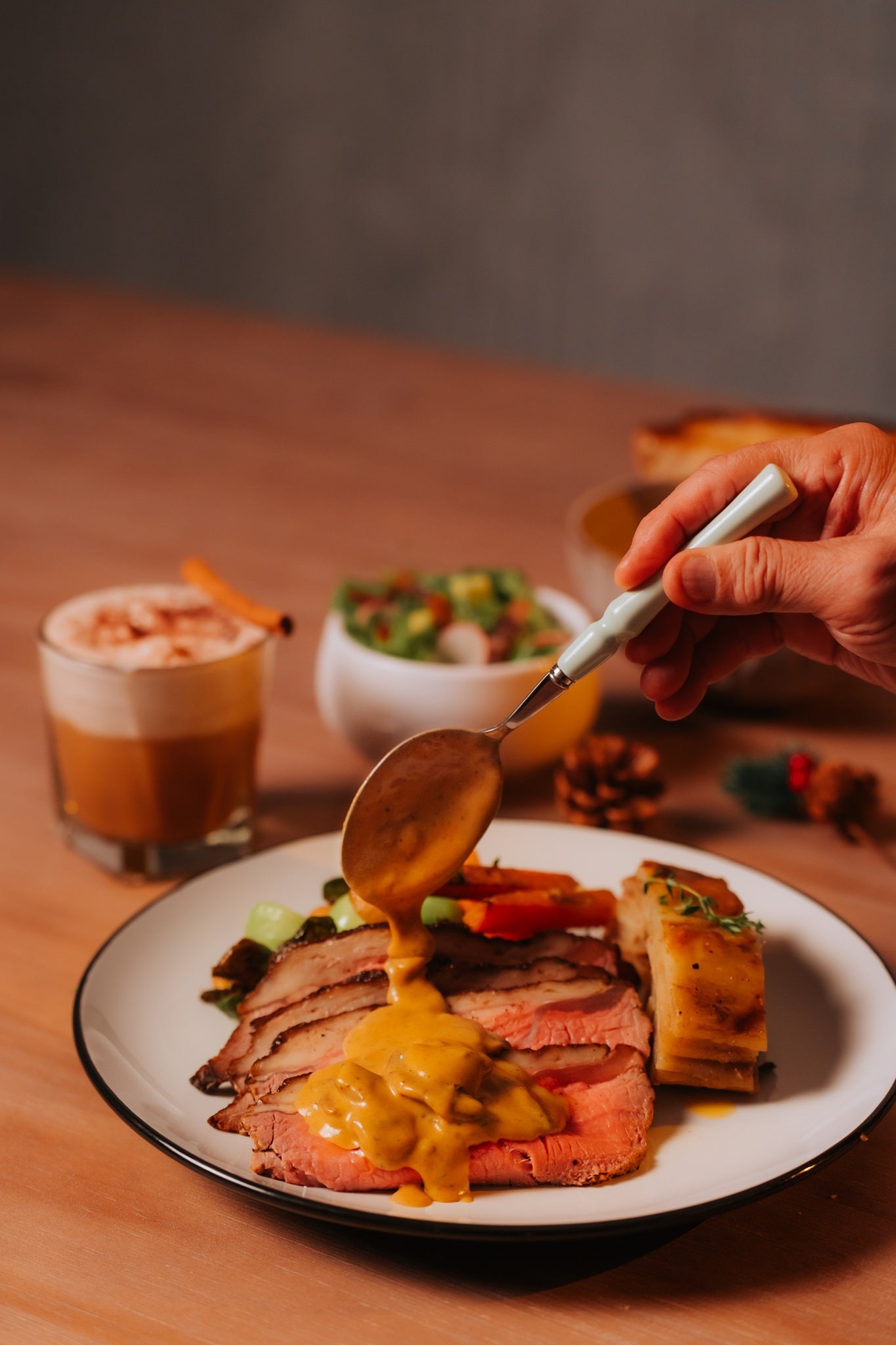 Christmas Roast Beef Set